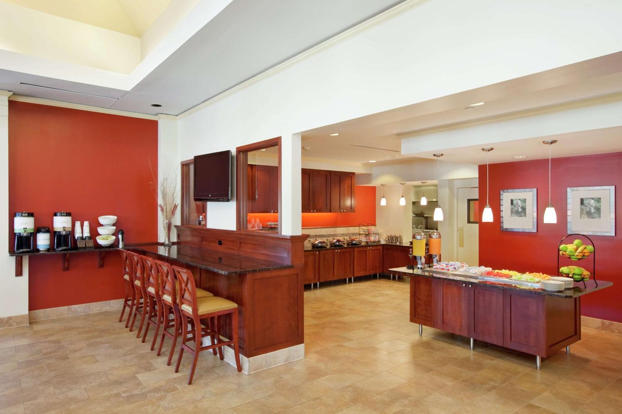 Hilton Garden Inn Oakbrook Terrace Exterior photo