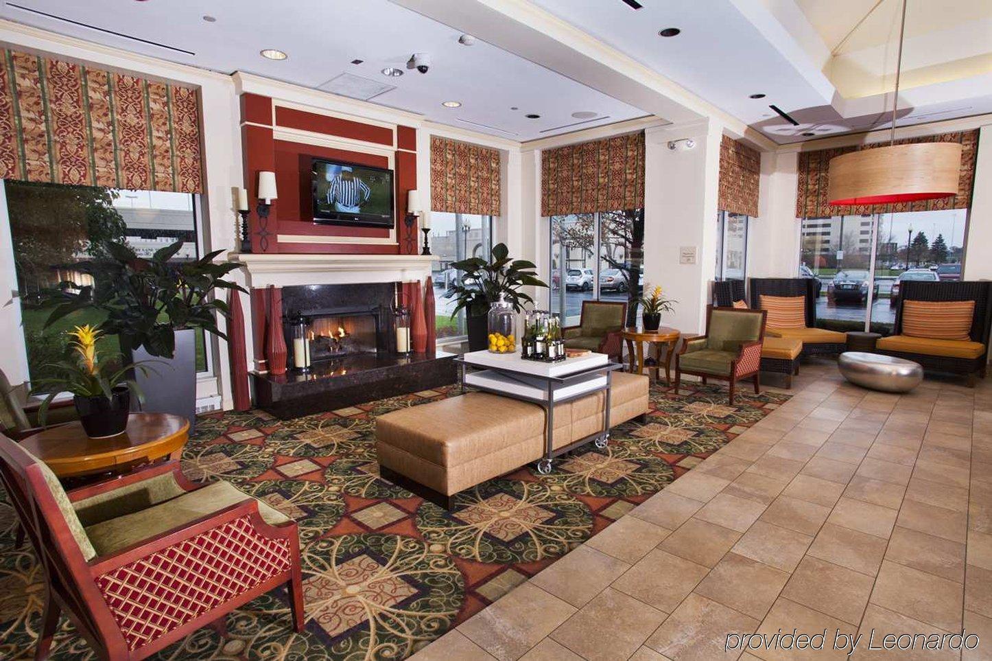 Hilton Garden Inn Oakbrook Terrace Exterior photo